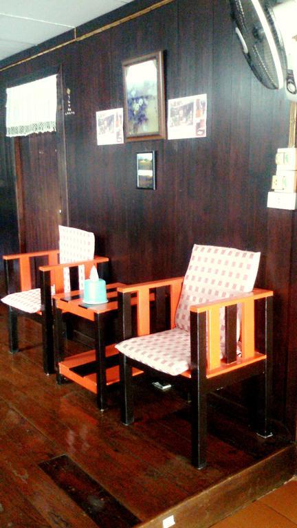 Baan Mai Guesthouse Mae Hong Son Eksteriør bilde