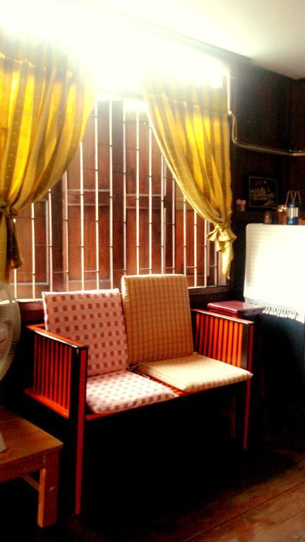 Baan Mai Guesthouse Mae Hong Son Eksteriør bilde