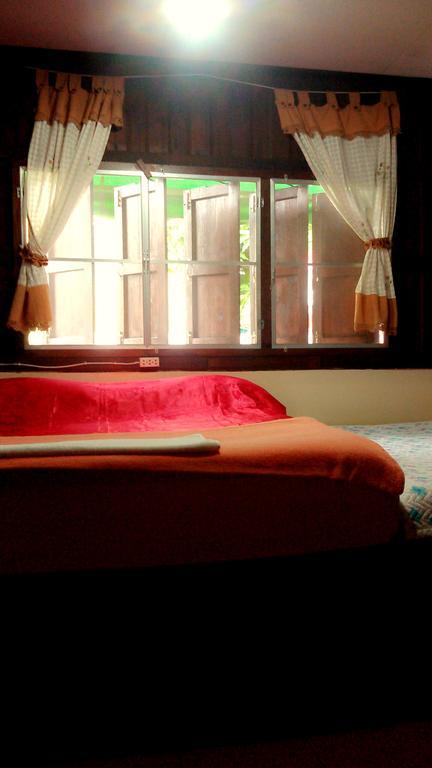 Baan Mai Guesthouse Mae Hong Son Eksteriør bilde