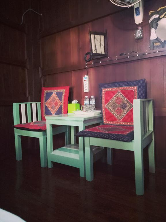 Baan Mai Guesthouse Mae Hong Son Eksteriør bilde