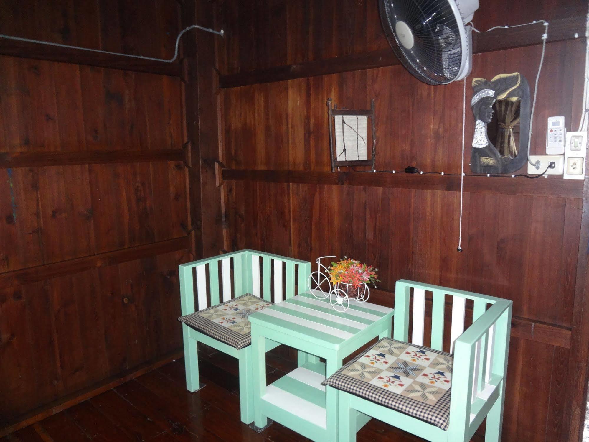 Baan Mai Guesthouse Mae Hong Son Eksteriør bilde