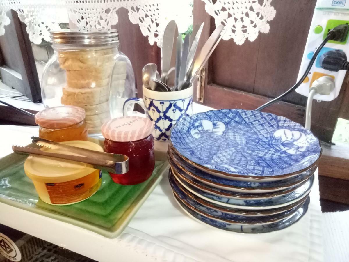 Baan Mai Guesthouse Mae Hong Son Eksteriør bilde
